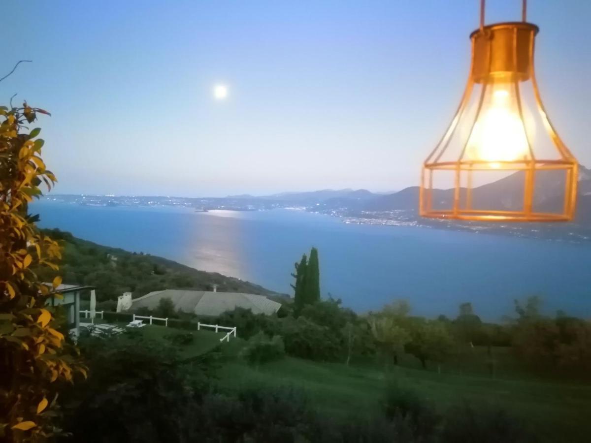 Beb Da Paolo Con Vista Lago Сан-Дзено-ди-Монтанья Экстерьер фото