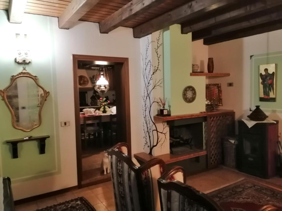 Beb Da Paolo Con Vista Lago Сан-Дзено-ди-Монтанья Экстерьер фото