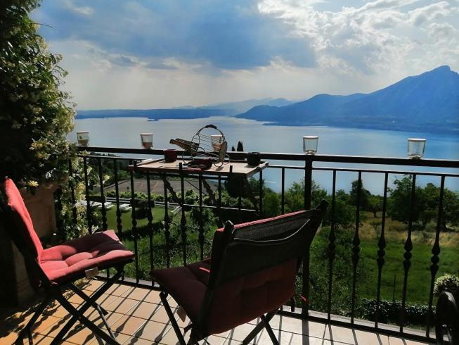 Beb Da Paolo Con Vista Lago Сан-Дзено-ди-Монтанья Экстерьер фото